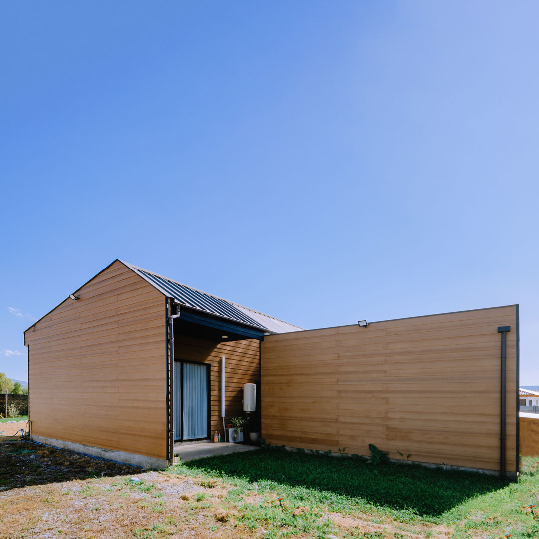 La Casa de Natalia y Patricio — terraza habitacion